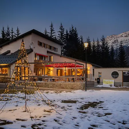 Parque de Campismo Rcn Belledonne Le Bourg-dʼOisans