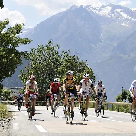 Campeggio Rcn Belledonne Le Bourg-dʼOisans